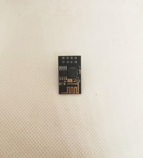 ماژول ESP-01 دارای هسته وایفای ESP8266